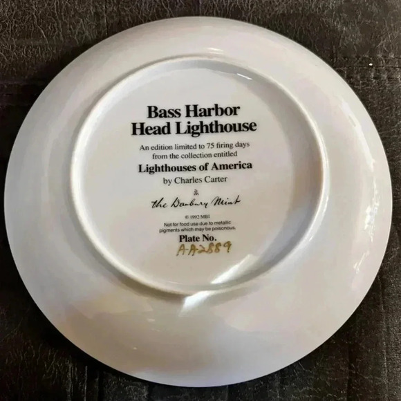 Danbury Mint Collector plate Lighthouses of America Bass Harbor Head Lighthouse - Picture 2 of 2